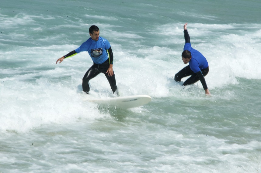 Clases de surf galicia y campamento de verano en Inglés