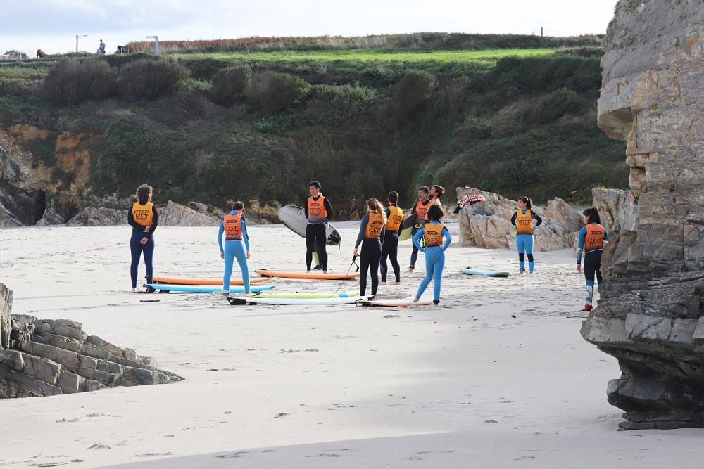 Campus de surf en Galicia en Lugo - Clases y alojamiento